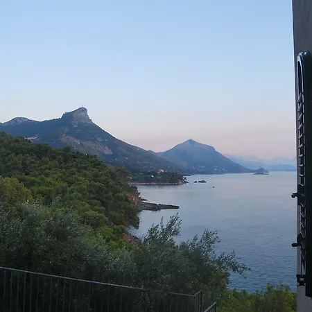 Casa Buonomo Holiday home *